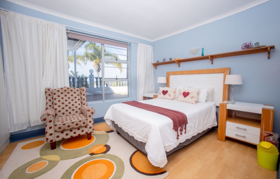 To Let 5 Bedroom Property for Rent in Beacon Bay Eastern Cape